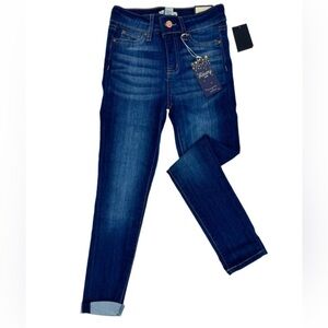 NEW - REVERY KIDS
Ankle Skinny Jeans. Indigo. Size 10.